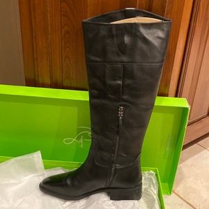 Sam Edelman knee high black leather boots. New never worn.